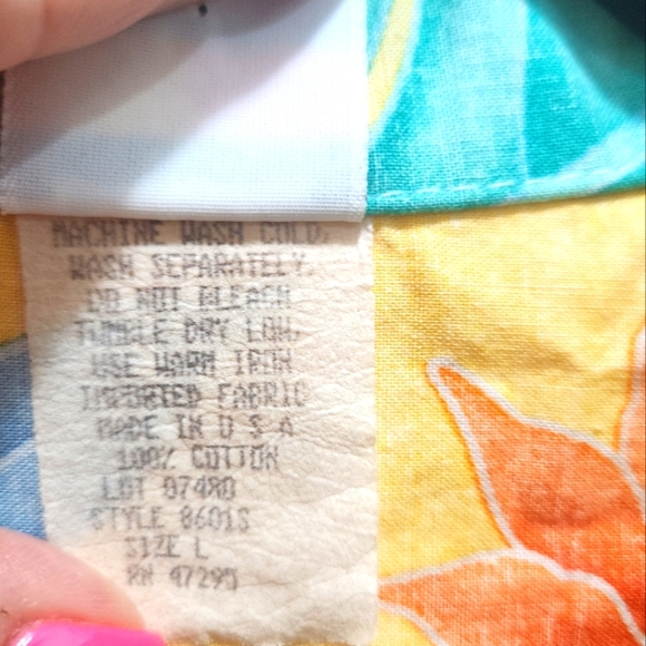 Vintage Hawaiian Mens Button Up Yellow Tropical Floral Shirt Size L Aloha Travel - Picture 3 of 5